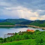 Eskici *